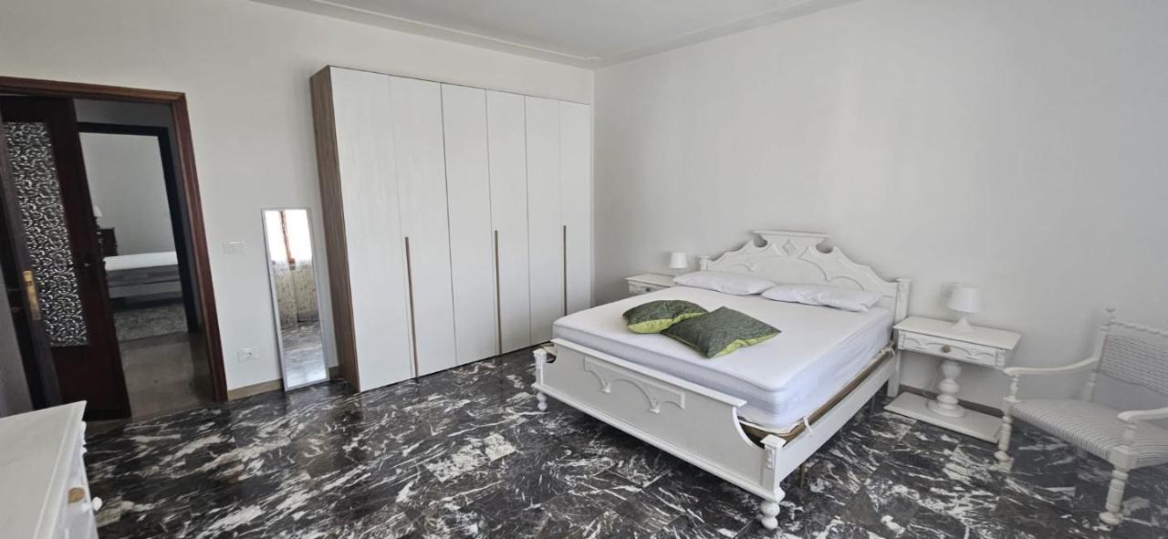 negozio in affitto a Pisa in zona I Passi