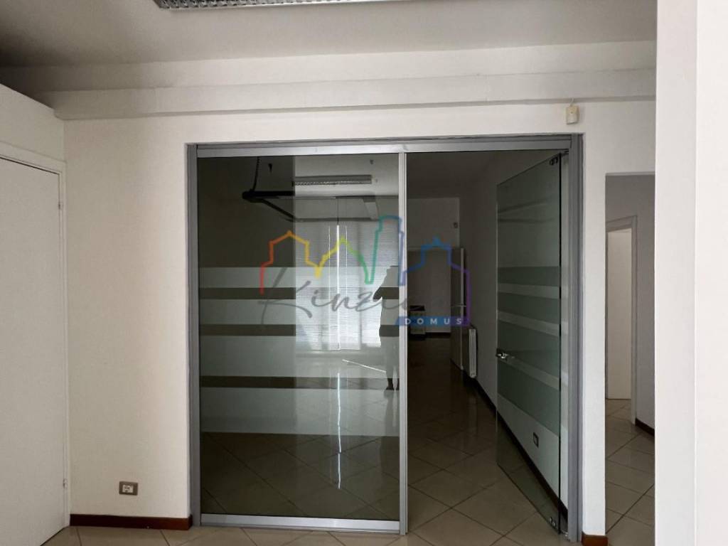 ufficio in affitto a Pisa in zona Ospedaletto