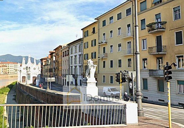 appartamento in affitto a Pisa in zona Lungarni