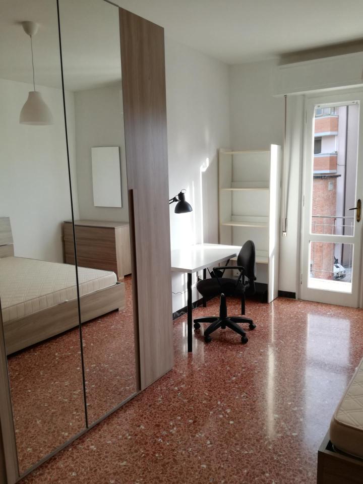 negozio in affitto a Pisa in zona Landi