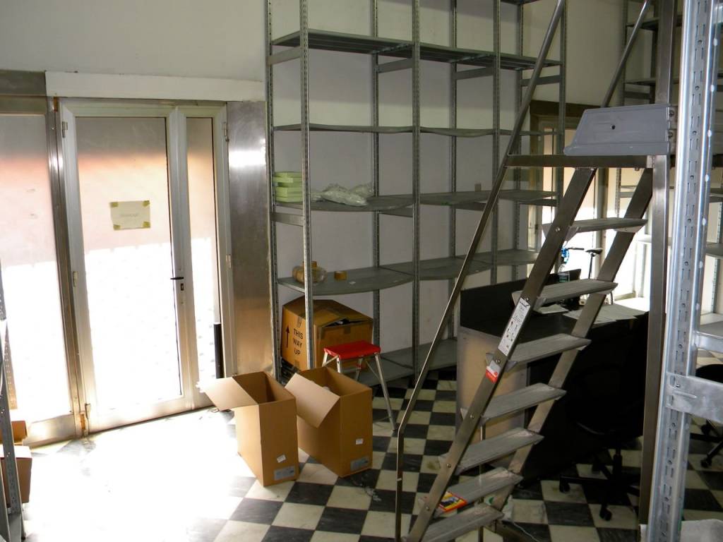 negozio in affitto a Pisa