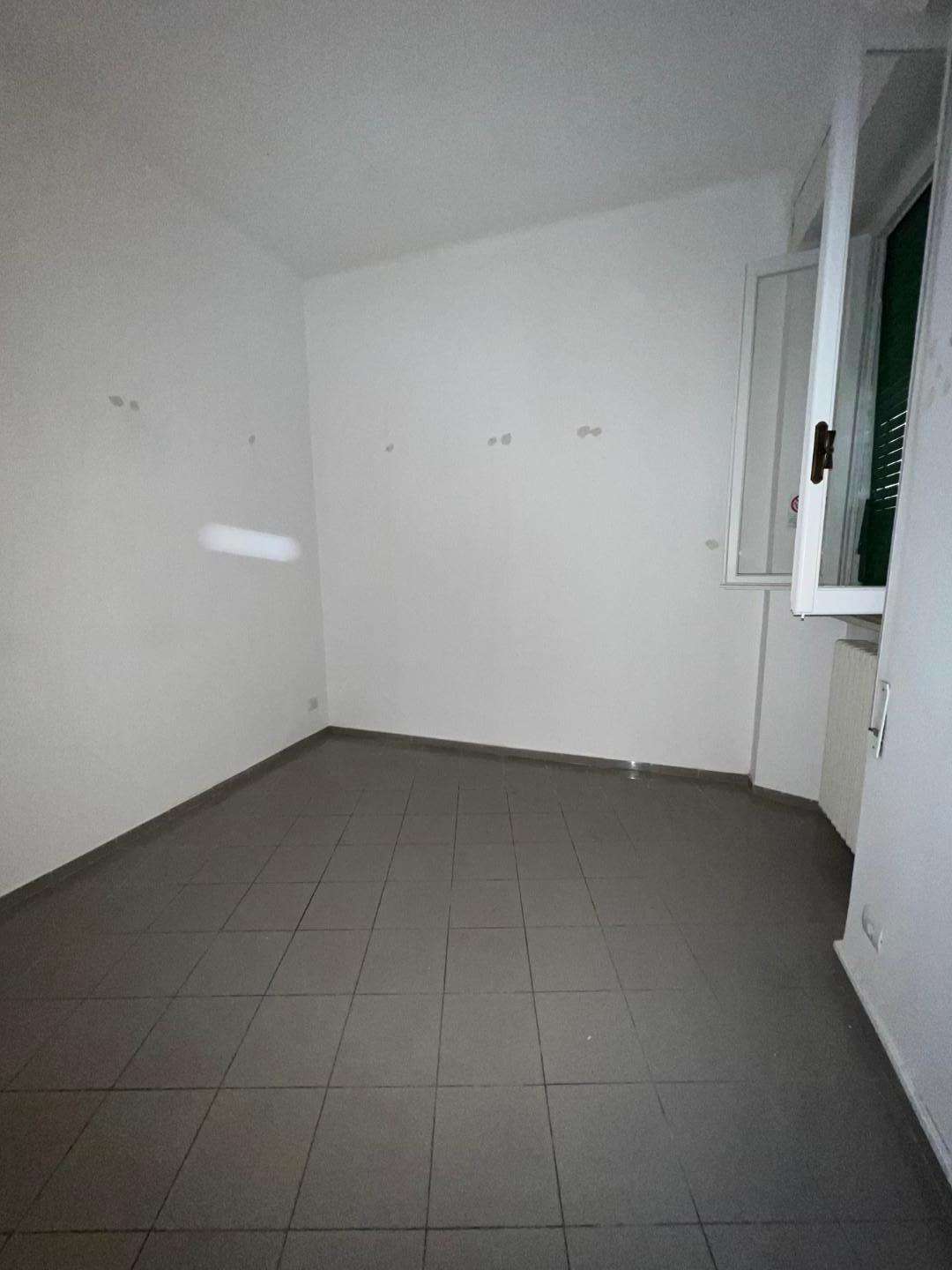 locale commerciale in affitto a Pisa in zona Santa Marta