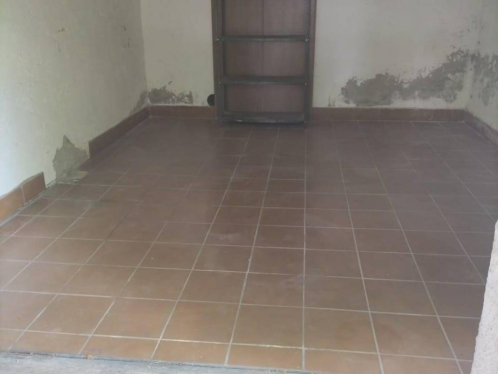 negozio in affitto a Pisa in zona Pratale / Don Bosco