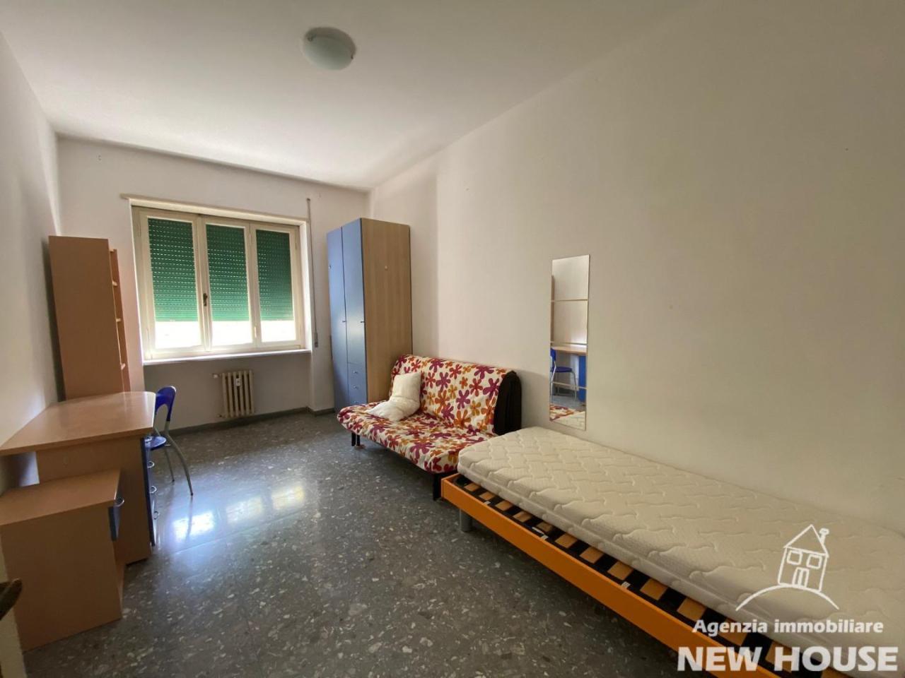 negozio in affitto a Pisa in zona Centro Storico