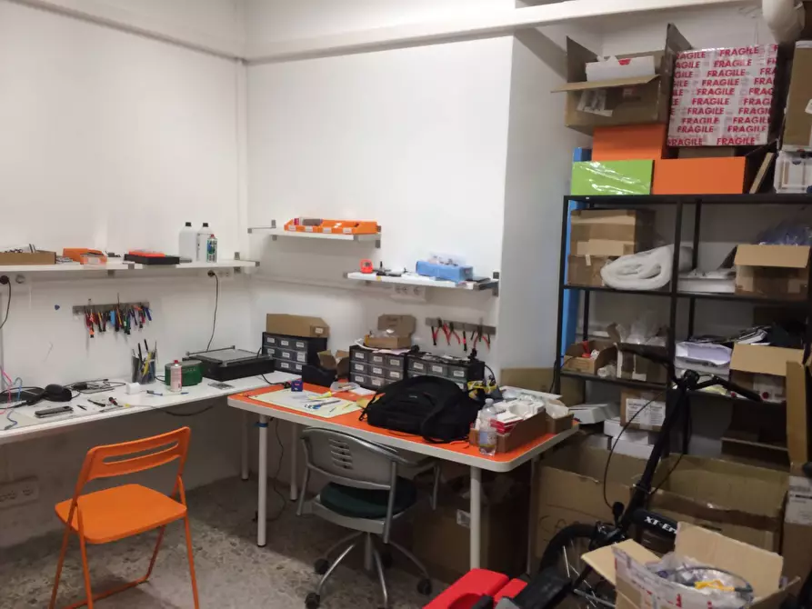 negozio in affitto a Pisa