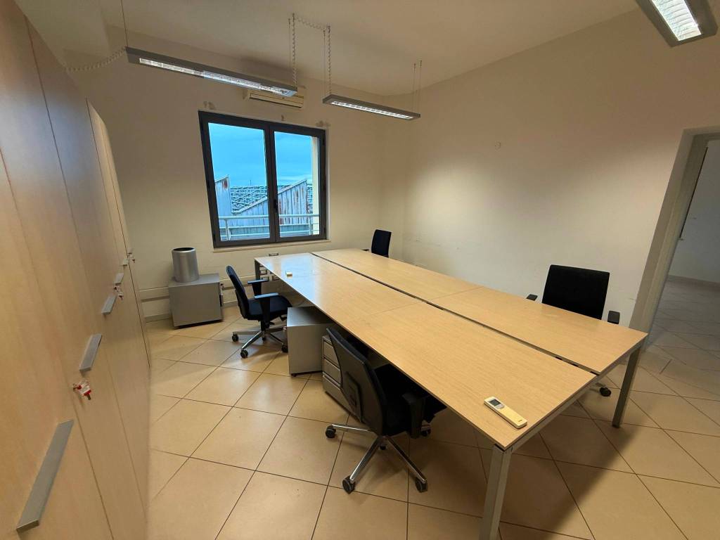 ufficio in affitto a Pisa in zona Porta a Mare