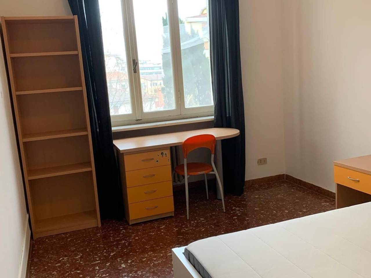 negozio in affitto a Pisa in zona Centro Storico