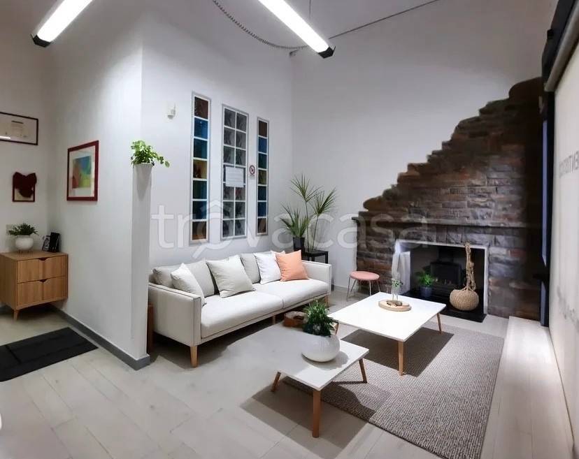 ufficio in affitto a Pisa in zona Landi