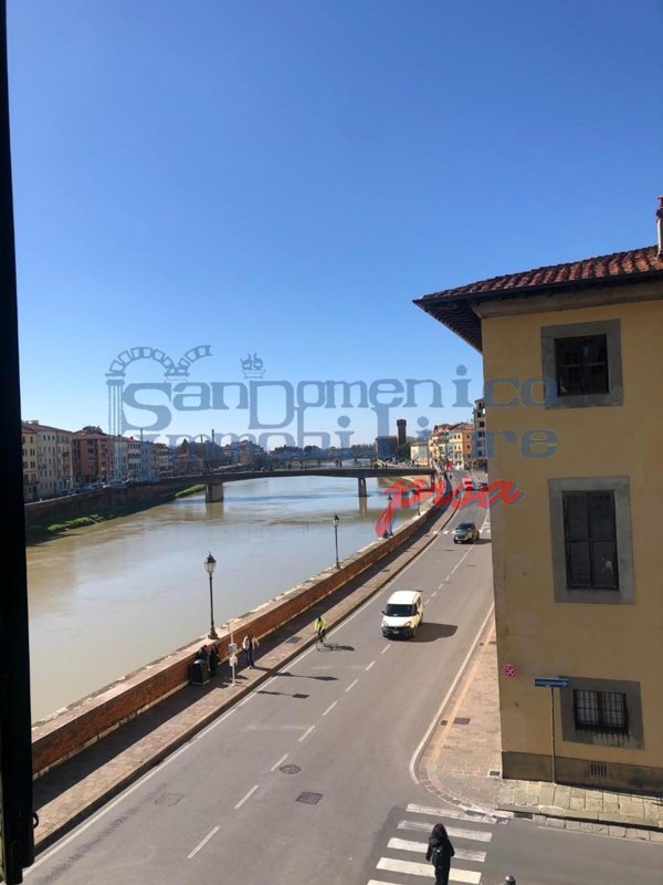 appartamento in affitto a Pisa in zona Lungarni