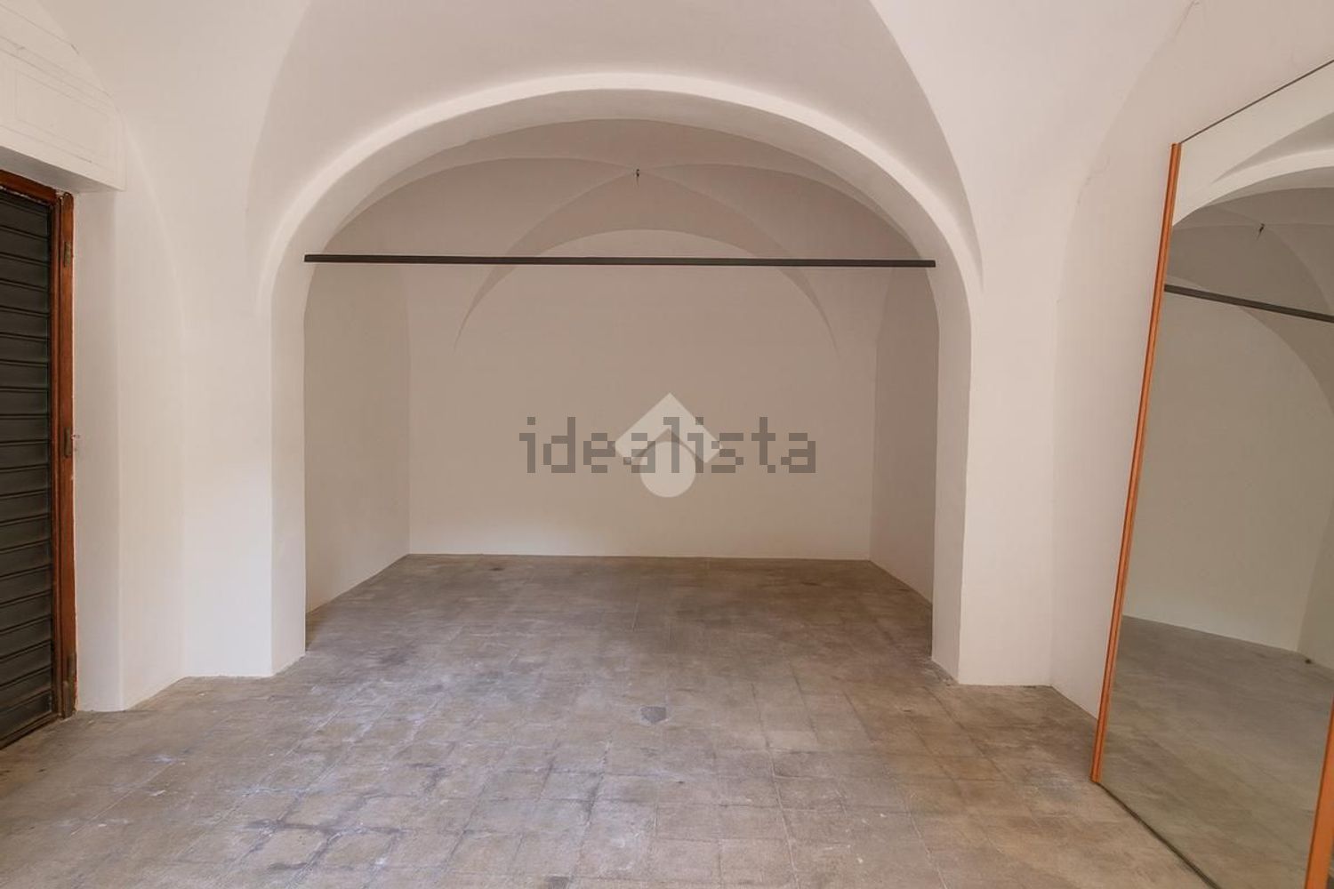 negozio in affitto a Pisa in zona Quartiere San Francesco