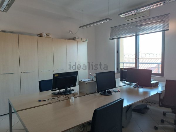 ufficio in affitto a Pisa in zona Porta a Mare
