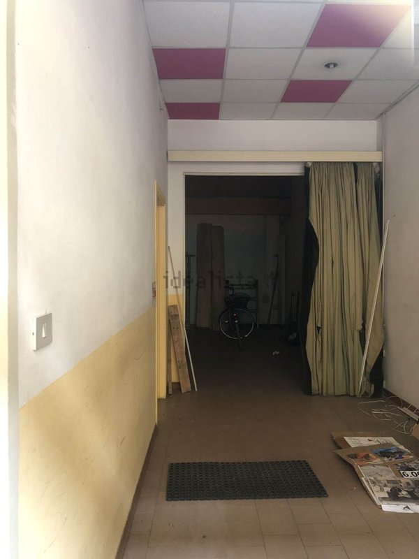 negozio in affitto a Pisa in zona Quartiere San Martino