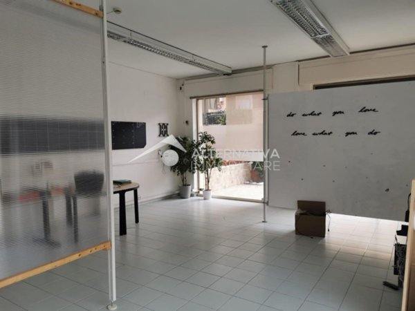 locale commerciale in affitto a Pisa in zona Porta a Lucca