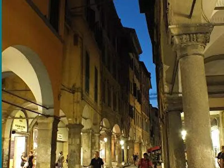 locale commerciale in affitto a Pisa