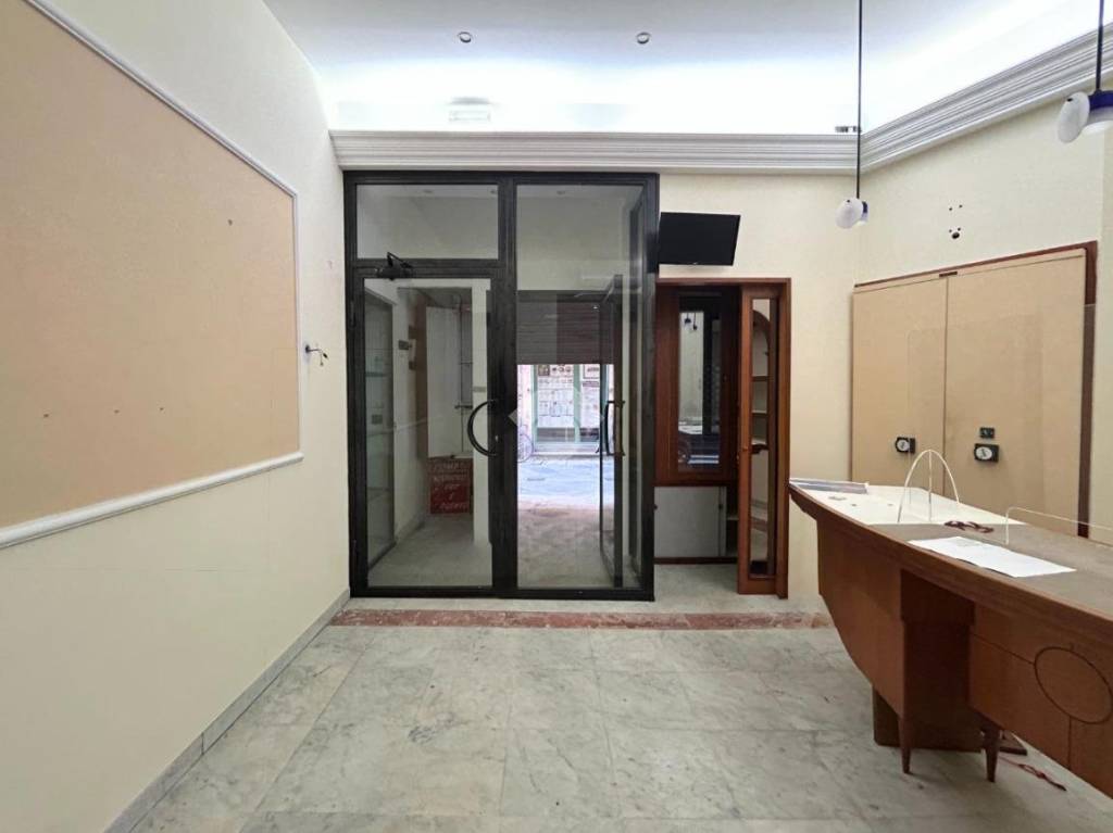 negozio in affitto a Pisa in zona Quartiere San Francesco