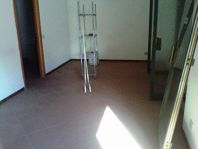 locale commerciale in affitto a Pisa in zona Putignano