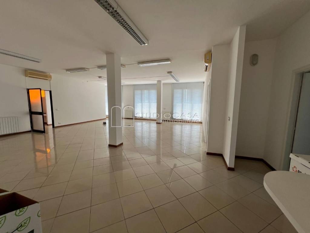 ufficio in affitto a Pisa in zona Ospedaletto