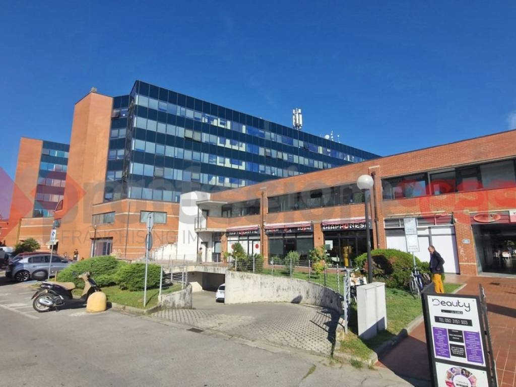 ufficio in affitto a Pisa in zona Cisanello