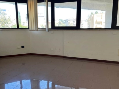 ufficio in affitto a Pisa in zona Porta a Lucca