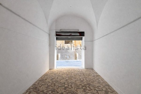 negozio in affitto a Pisa in zona Quartiere Santa Maria