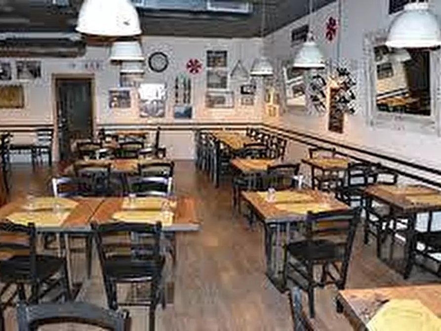 negozio in affitto a Pisa