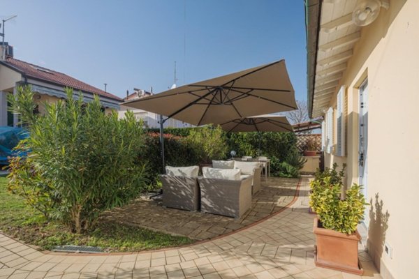 casa semindipendente in affitto a Pisa in zona Marina di Pisa