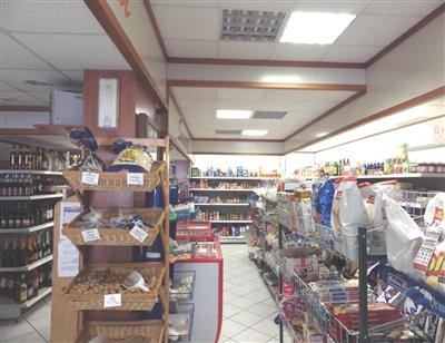 locale commerciale in affitto a Pisa in zona Ospedale Santa Chiara