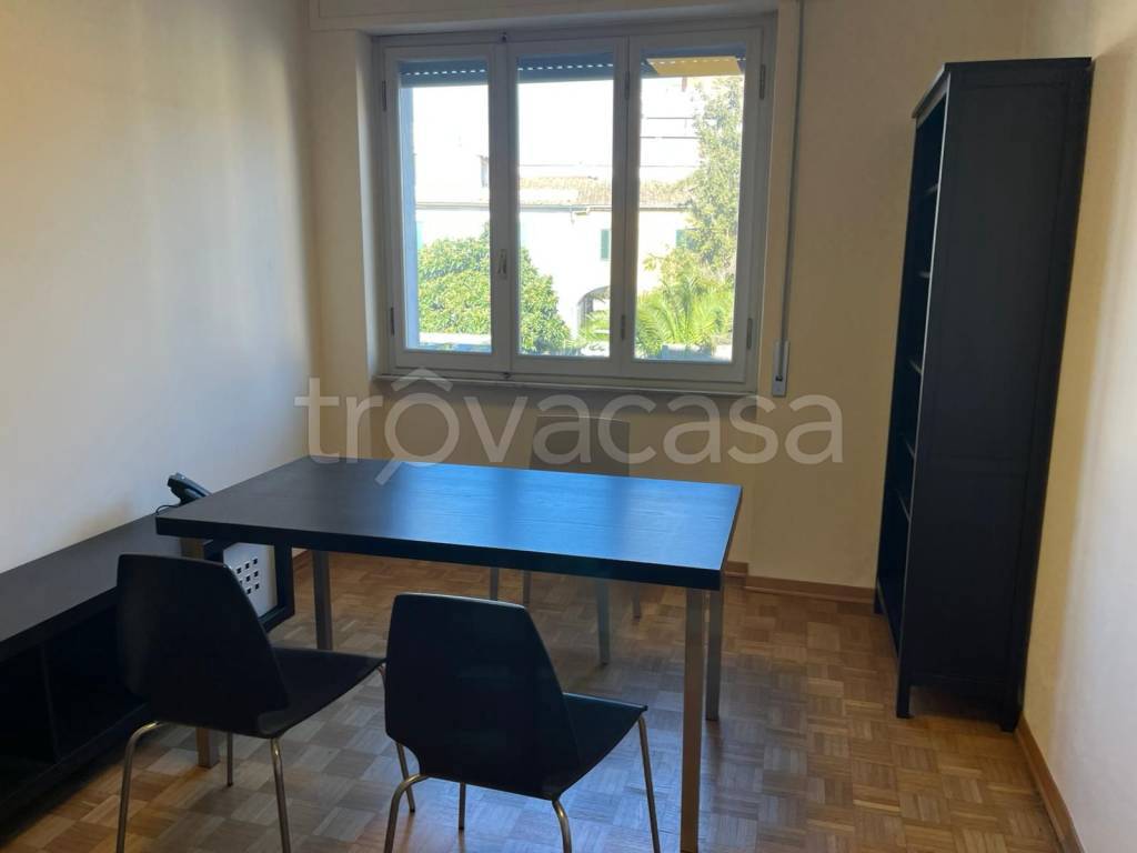 ufficio in affitto a Pisa in zona Landi