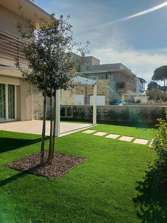 appartamento in affitto a Pisa in zona Tirrenia