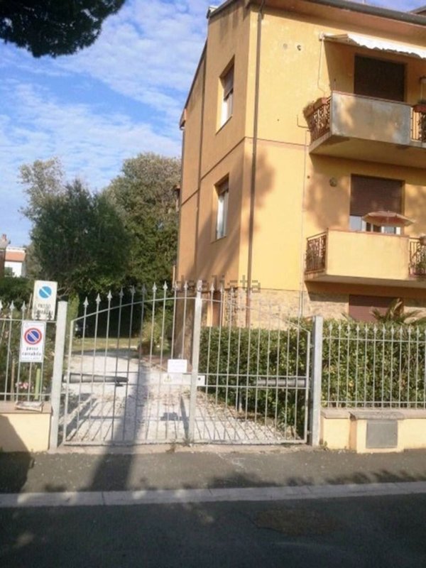 appartamento in affitto a Pisa in zona Tirrenia