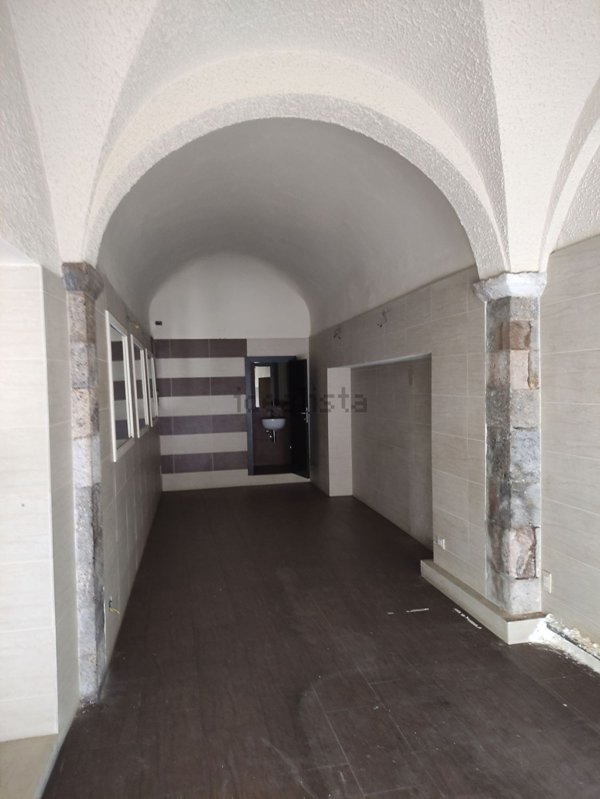 negozio in affitto a Pisa in zona Quartiere San Francesco