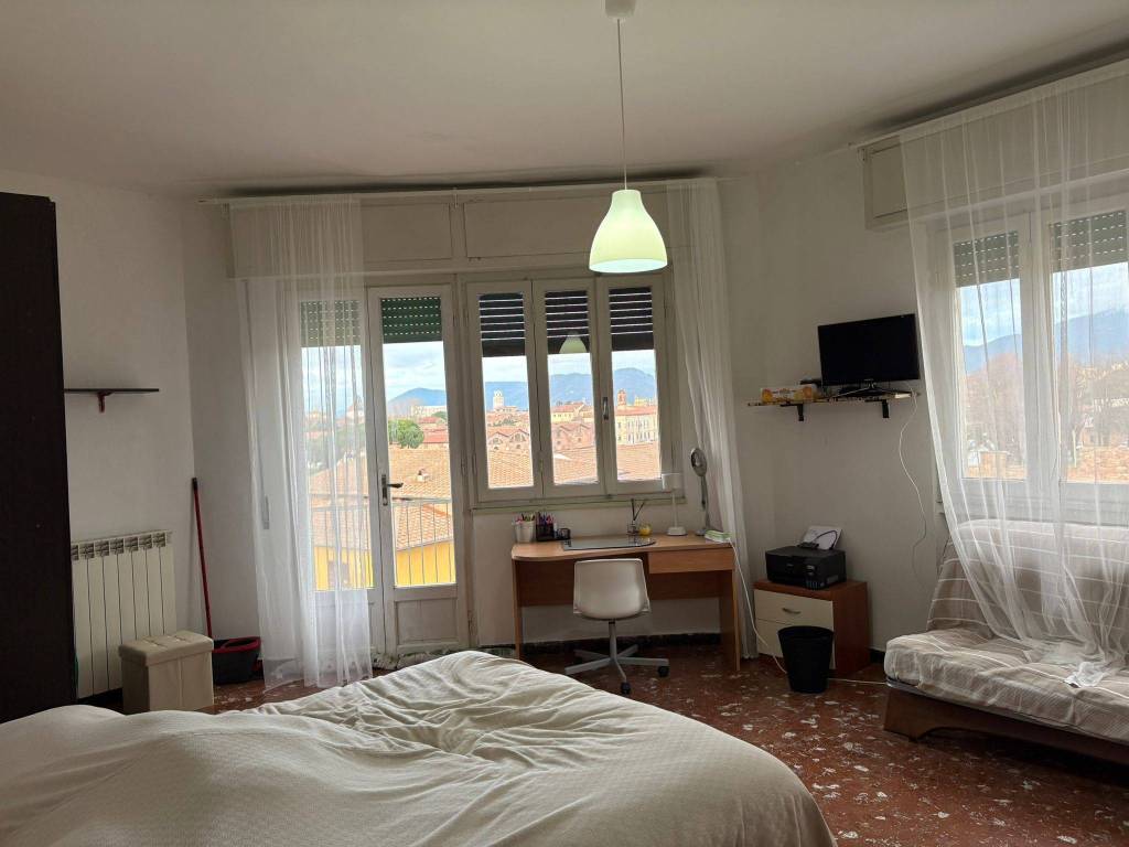 appartamento in affitto a Pisa in zona Lungarni