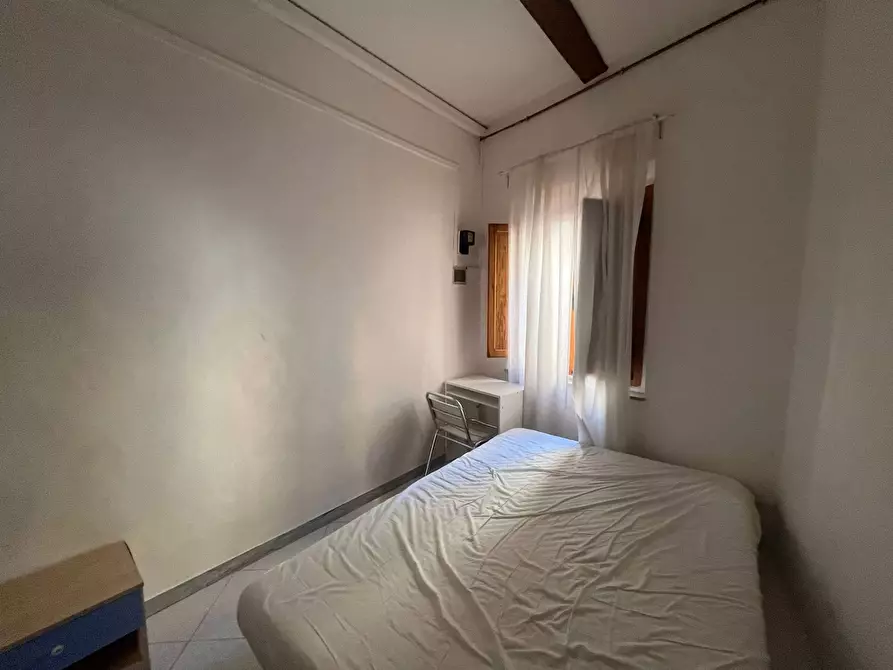 camera singola in affitto a Pisa in zona Lungarni