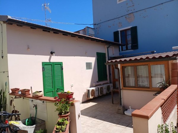 casa semindipendente in affitto a Pisa in zona Marina di Pisa