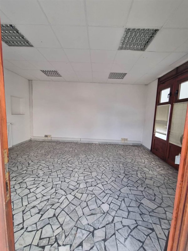 locale commerciale in affitto a Pisa in zona Pratale / Don Bosco