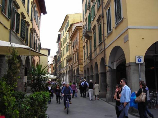 negozio in affitto a Pisa in zona Centro Storico