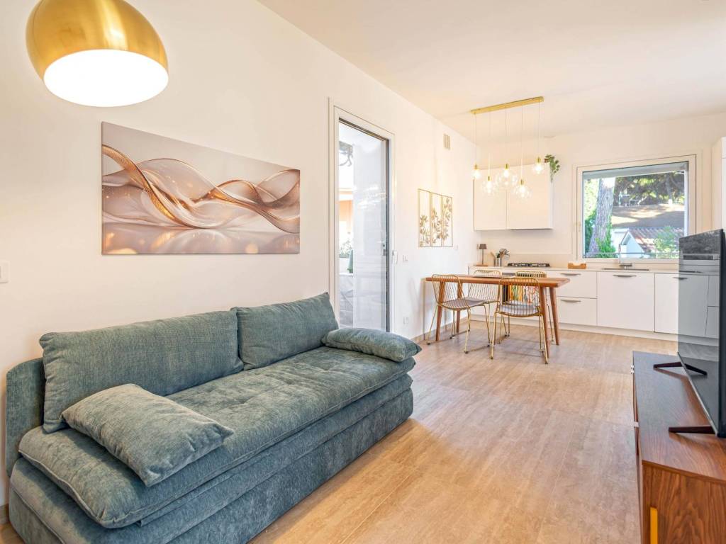 casa indipendente in affitto a Pisa in zona Tirrenia