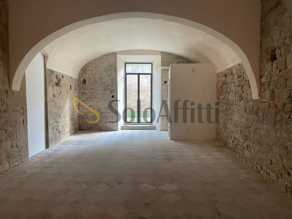 locale commerciale in affitto a Pisa in zona Quartiere San Francesco