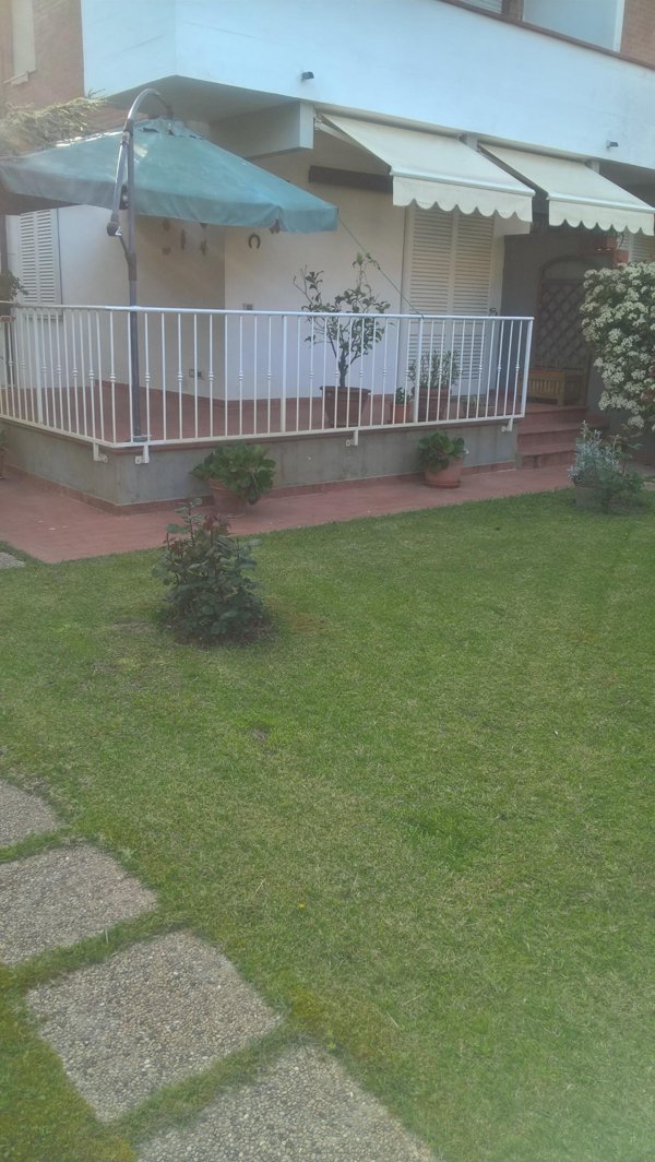 casa indipendente in affitto a Pisa in zona Tirrenia