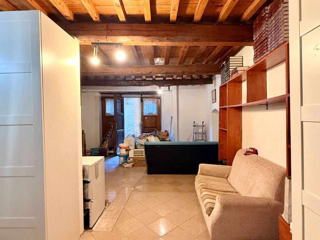 appartamento in affitto a Pisa in zona Lungarni