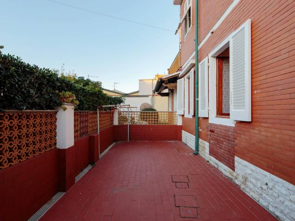 appartamento in affitto a Pisa in zona Marina di Pisa