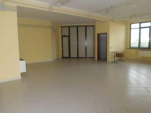 locale commerciale in affitto a Pisa in zona Ospedaletto