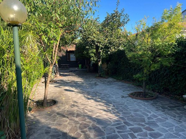 casa semindipendente in affitto a Pisa in zona Porta a Mare