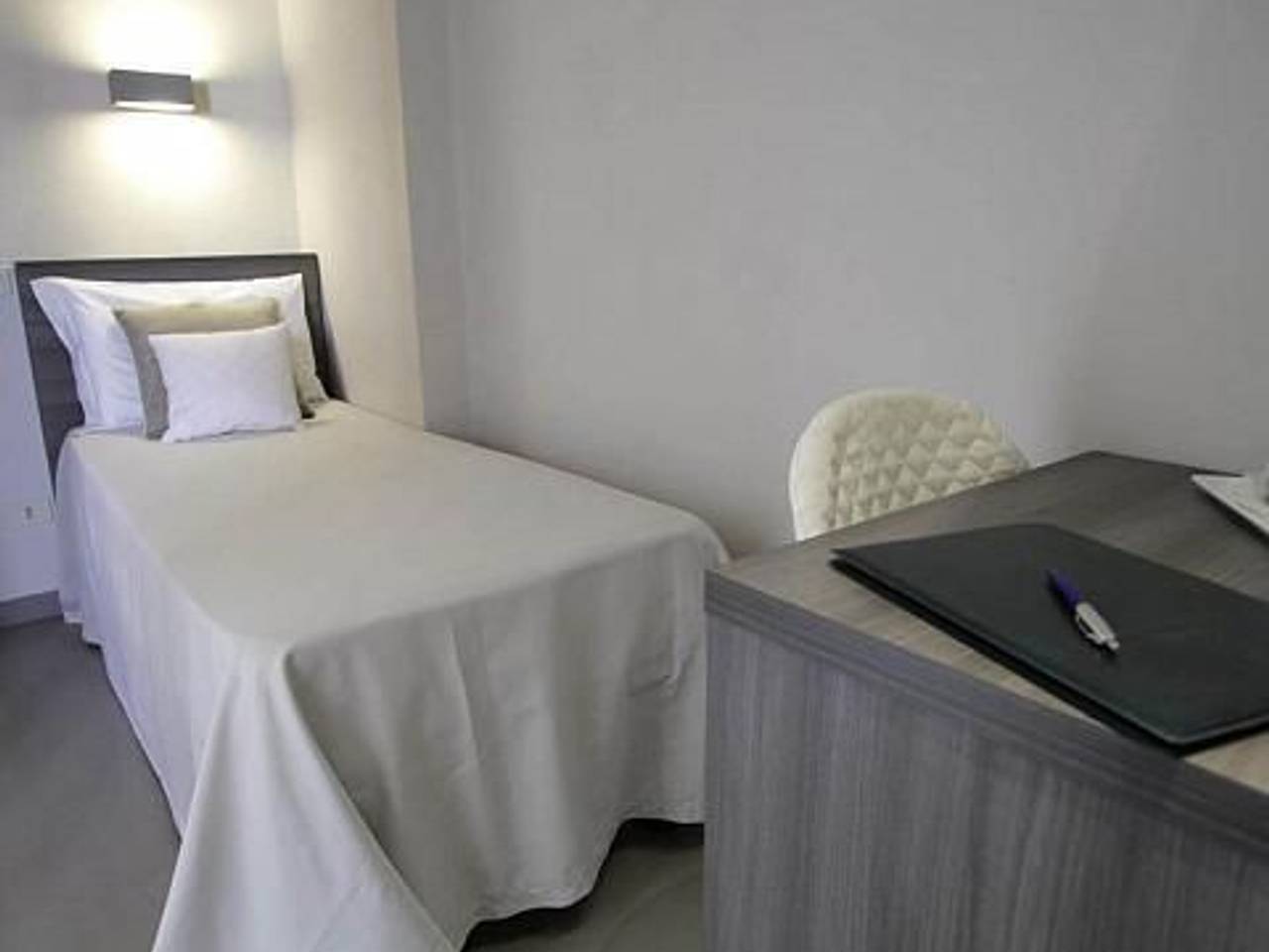 negozio in affitto a Pisa in zona Centro Storico