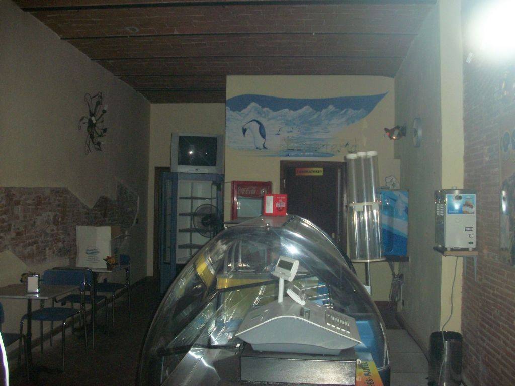 negozio in affitto a Pisa in zona Putignano
