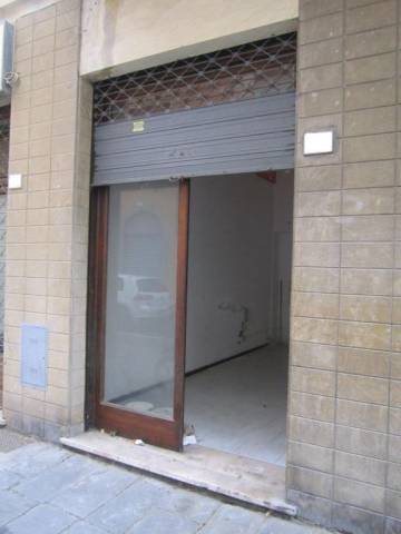 locale di sgombero in affitto a Pisa in zona Quartiere Sant'Antonio