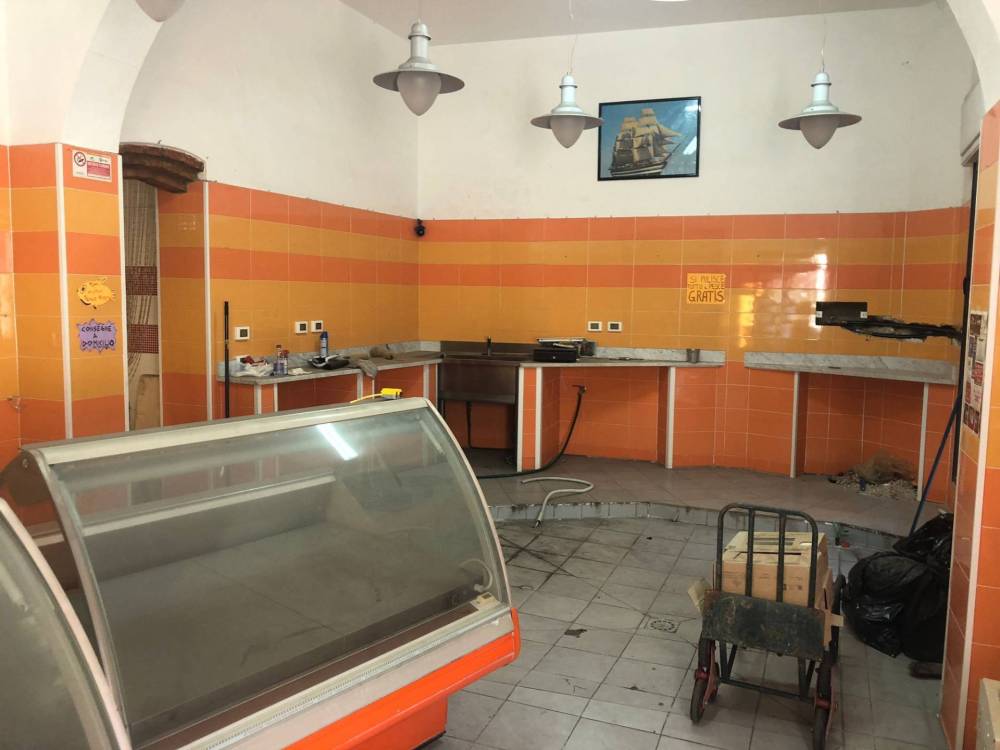 negozio in affitto a Pisa in zona Stazione