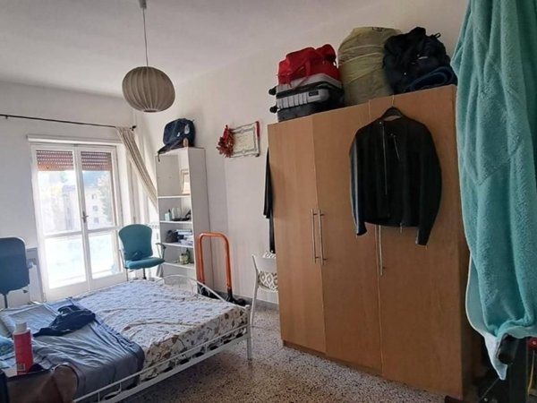 negozio in affitto a Pisa in zona Porta a Lucca