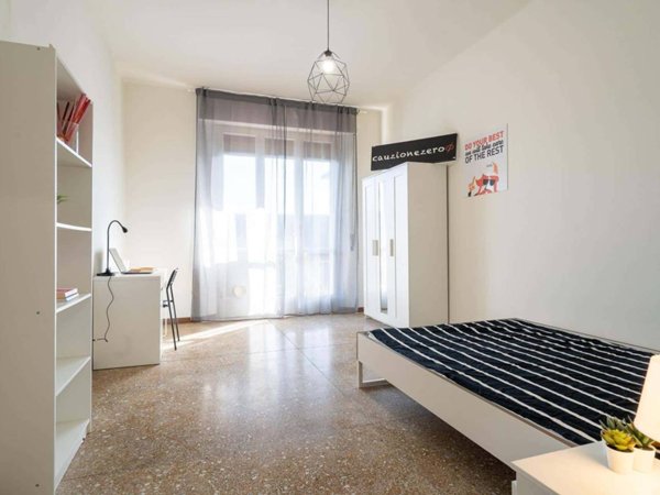 negozio in affitto a Pisa in zona Porta a Lucca