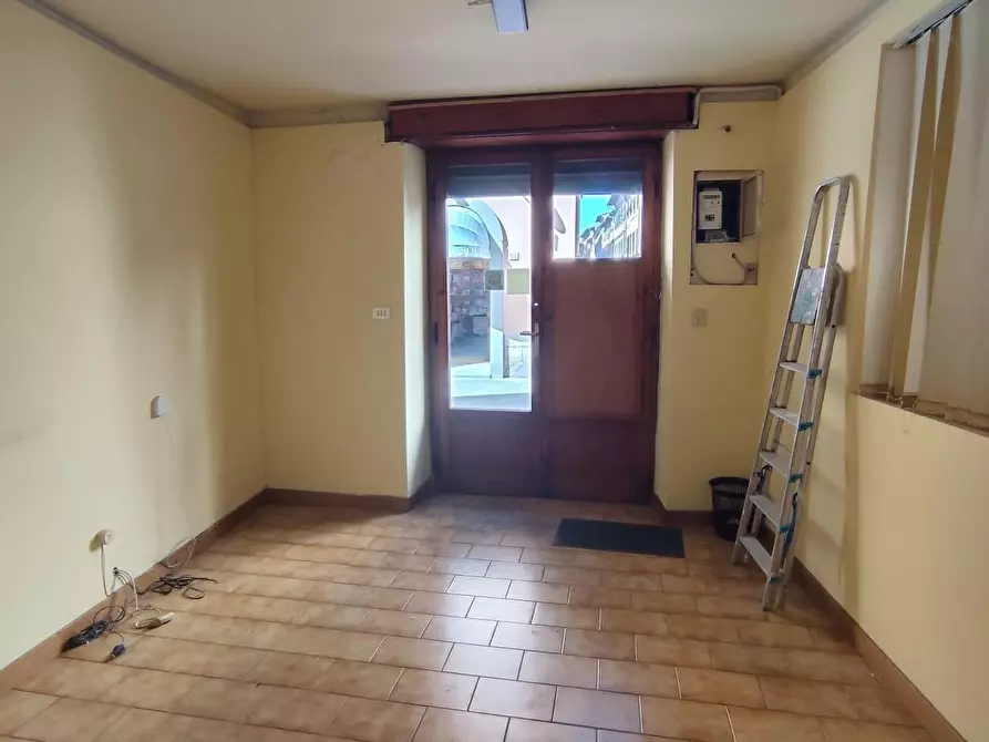 negozio in affitto a Pisa